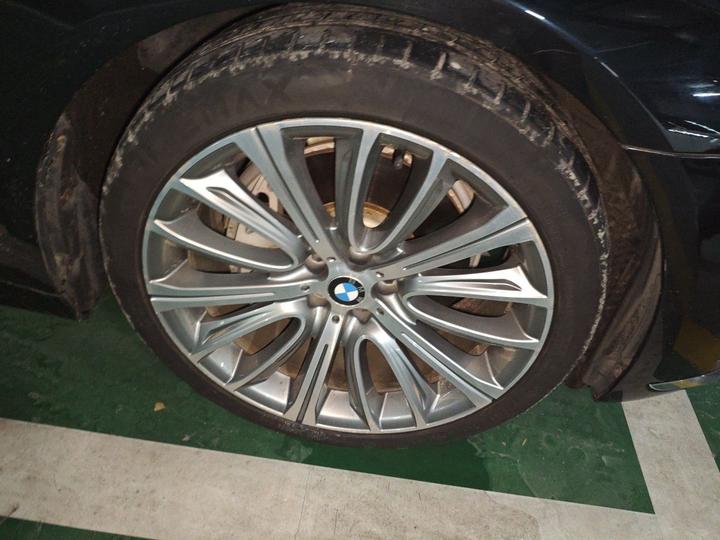 7 Series 2018 740Li Leading Excellence photo 8