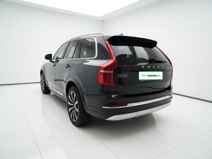 XC90 EV 2022 E Hybrid T8 Smart Premium Luxury 7-Seater photo 4