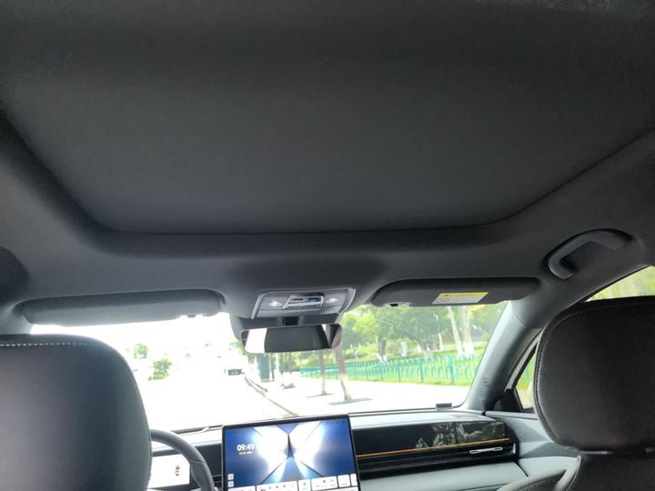 Qin L 2025 EV 545KM Excellence photo 8
