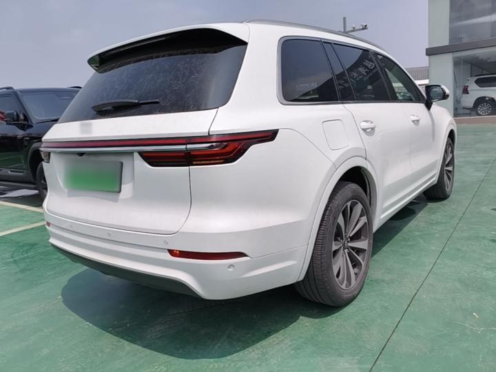 Li Auto ONE 2020 EREV 6-Seater photo 4