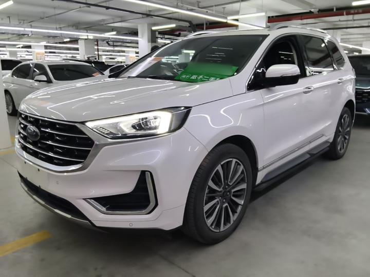 Edge 2021 Facelift PLUS EcoBoost 245 RWD 7-Seater