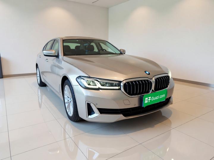 5 Series 2021 Facelift 525Li M Sport Package photo 3
