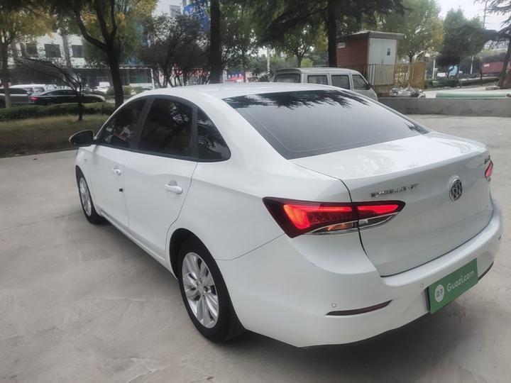 Excelle 2021 Facelift Classic 1.5L AT Elite photo 4