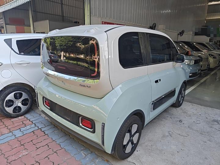 KiWi EV 2023 NCM photo 4