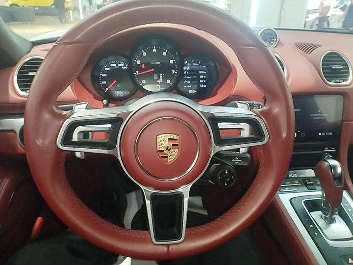 718 2022 Boxster 2.0T photo 2