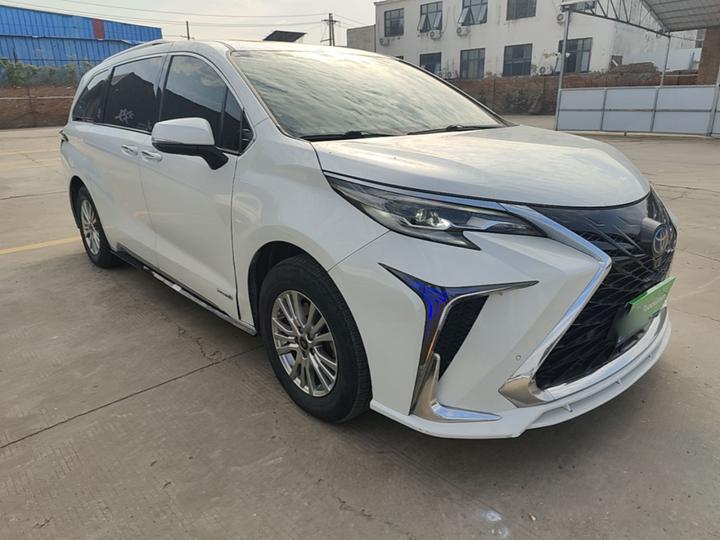 Sienna 2021 2.5L Hybrid Supreme photo 3