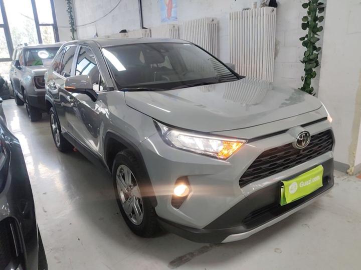 RAV4 2020 2.0L CVT AWD PLUS photo 3