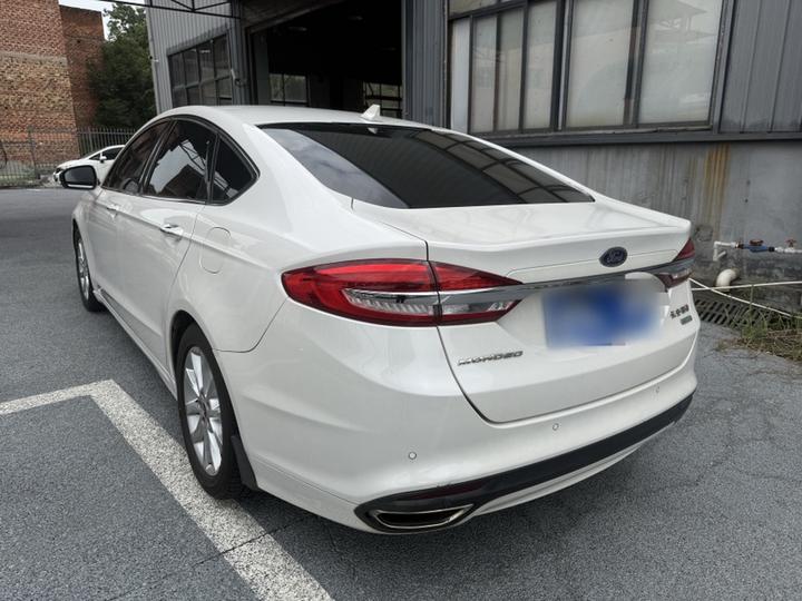Mondeo 2017 Facelift EcoBoost 180 Fashion photo 4