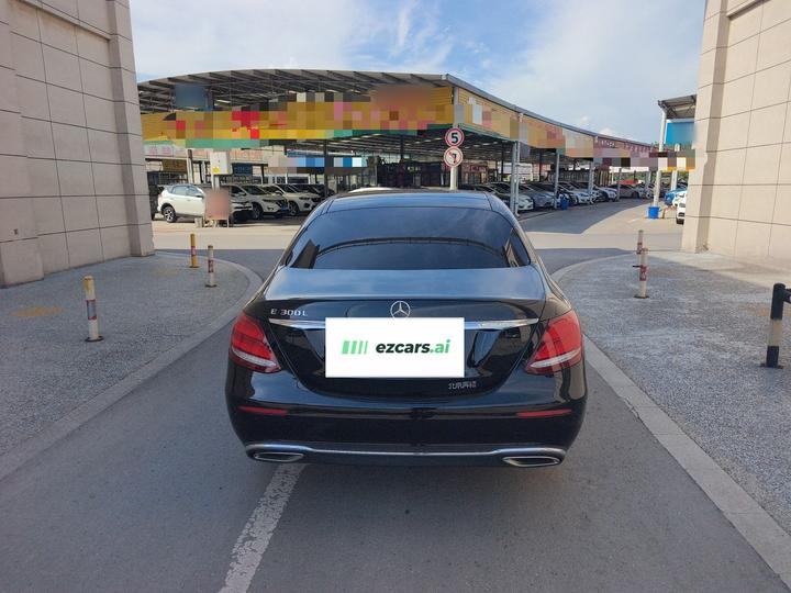 E-Class 2016 E 300 L Luxury photo 3