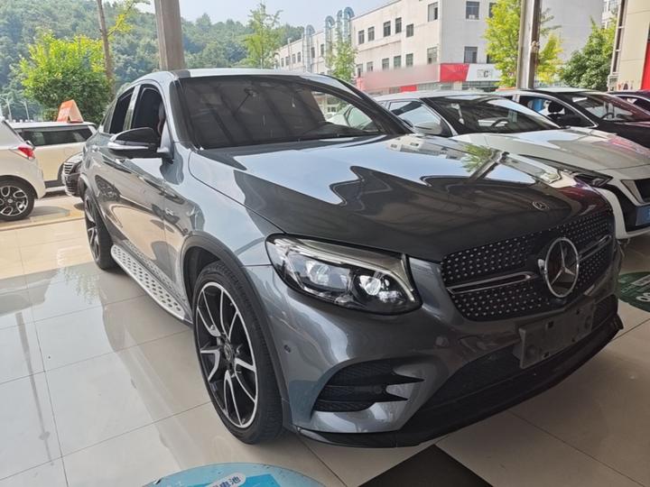 GLC Coupe AMG 2017 AMG GLC 43 4MATIC Coupe SUV photo 3
