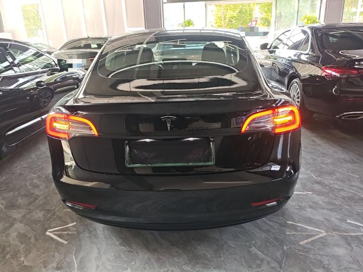 Model 3 2022 RWD photo 5