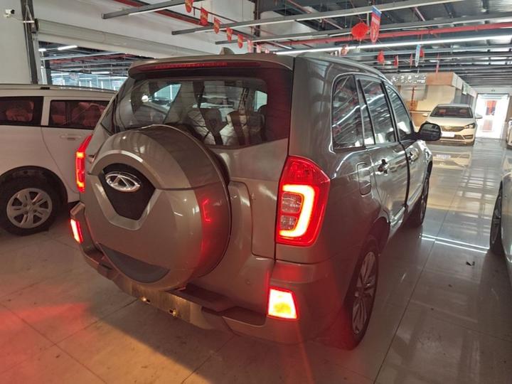 Tiggo 3 2015 1.6L CVT Sport photo 4