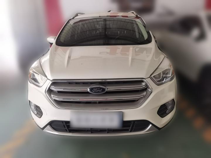 Kuga 2017 EcoBoost 180 RWD photo 2
