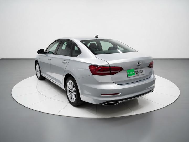 Lavida EV 2019 Preferred photo 4