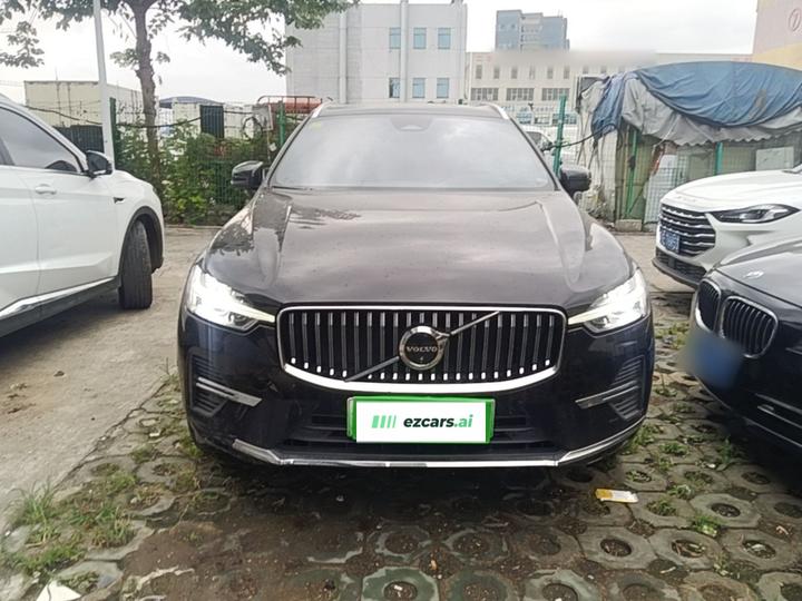 XC60 EV 2025 Hybrid Long Range AWD Luxury photo 2