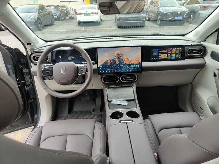 Leapmotor C11 2024 EV 580 Exclusive photo 5