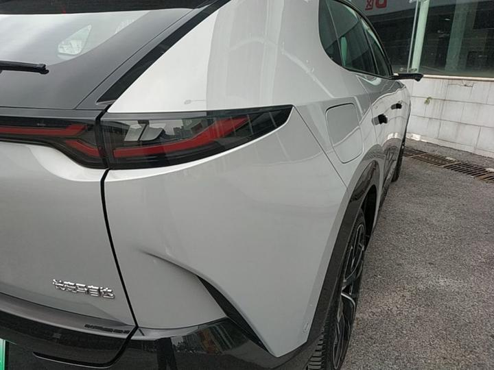 EZ-60 2025 EREV 200 Max photo 7
