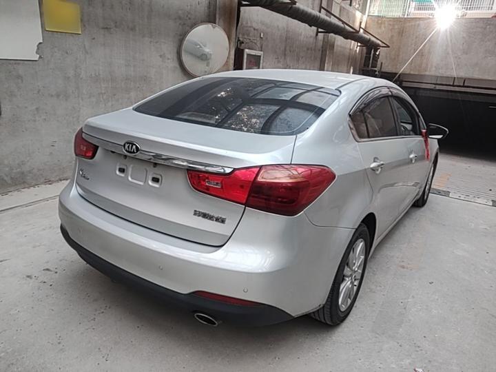 K3 2013 1.6L AT DLX photo 6