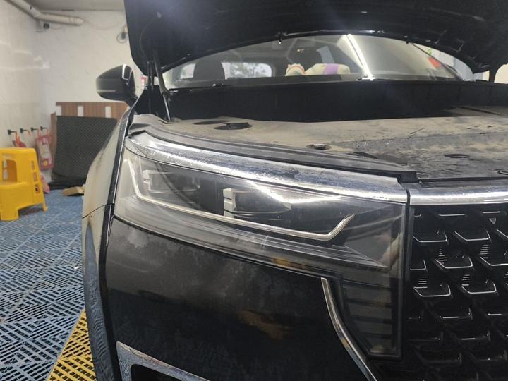 2020 260T AT 48V Mild Hybrid photo 7