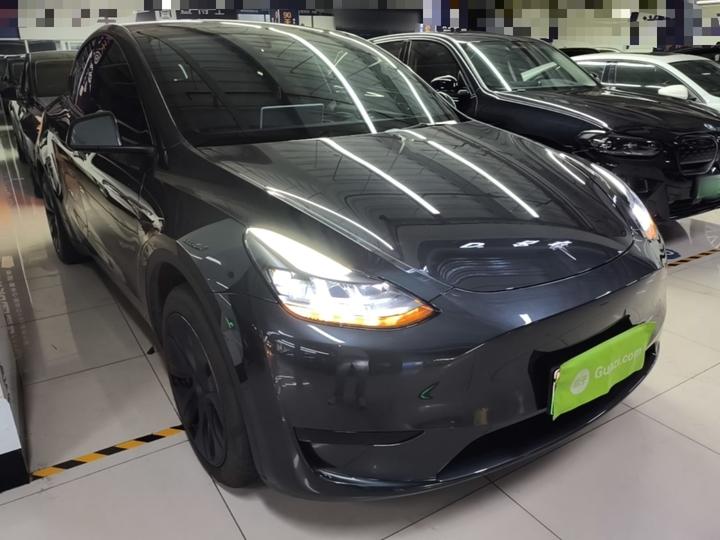 Model Y 2024 RWD photo 3