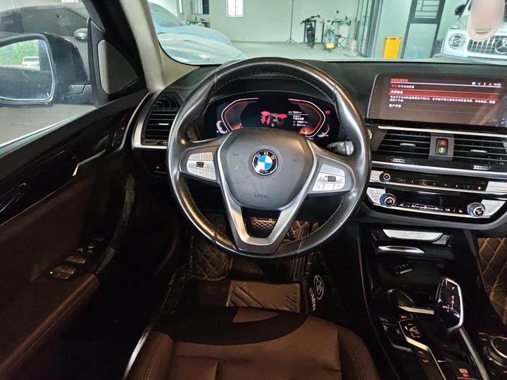 X3 2020 xDrive25i Luxury photo 3