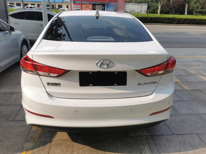 Elantra 2019 1.5L CVT Smart Elite photo 3