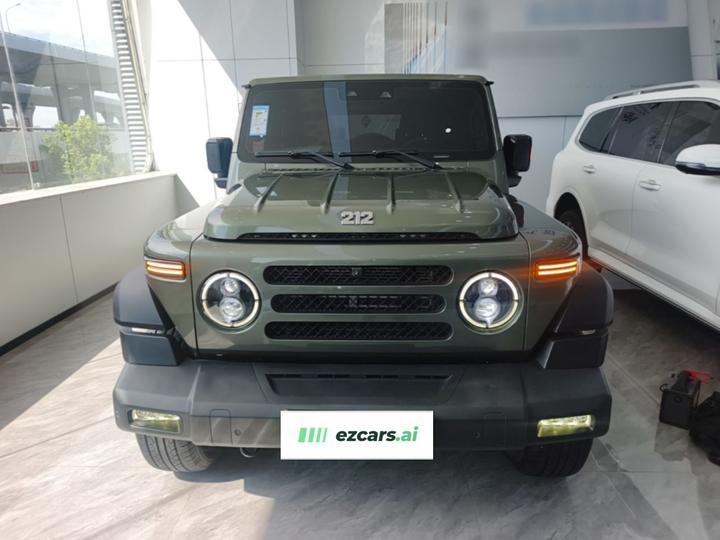 212 T01 2024 2.0T photo 2