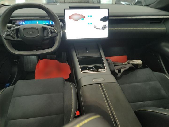 10 EM-P 2025 240 AWD Ultra Sport photo 5