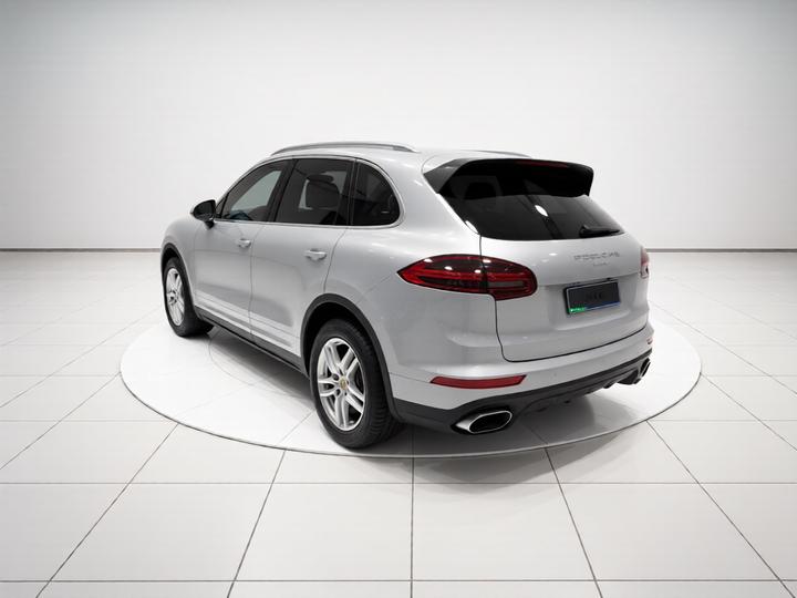 2016 Cayenne 3.0T photo 4