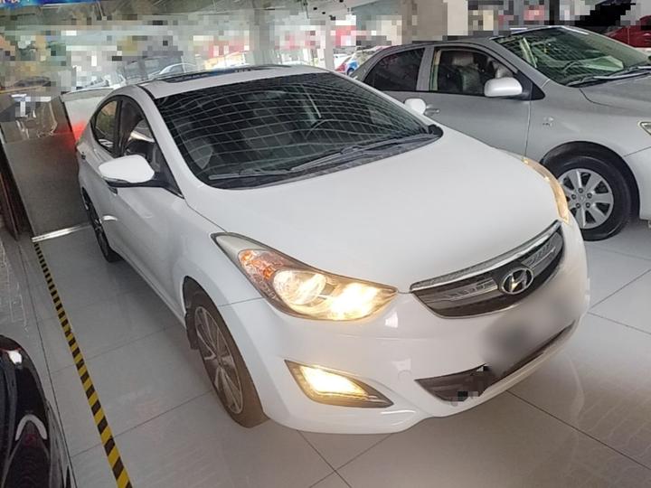 Elantra 2015 1.6L AT Premium photo 3