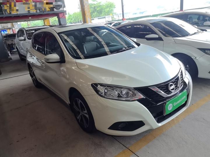 Tiida 2016 1.6L CVT photo 3
