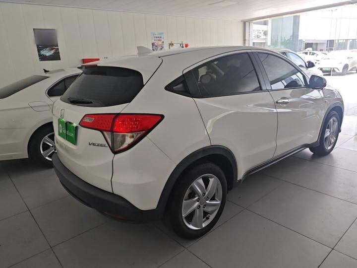 Vezel 2020 1.5L CVT Elite photo 4