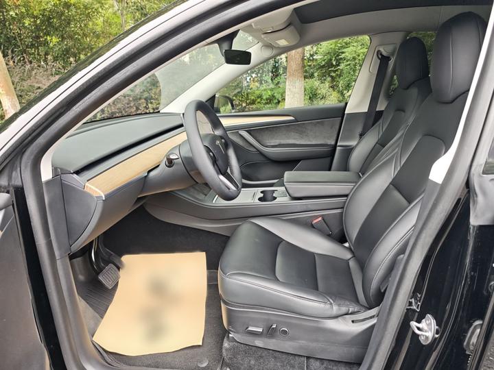Model Y 2021 Standard Range RWD photo 6