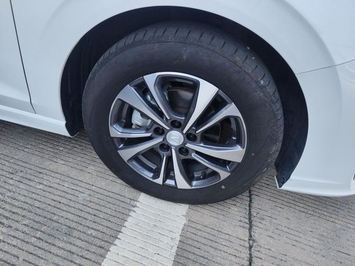 Eado 2025 PLUS 1.4T DCT photo 8