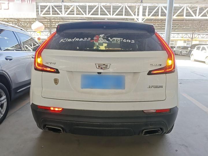 XT4 2018 28T RWD Tech photo 5