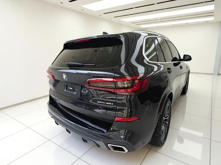 X5 Imported 2021 xDrive40i M Sport Package photo 5