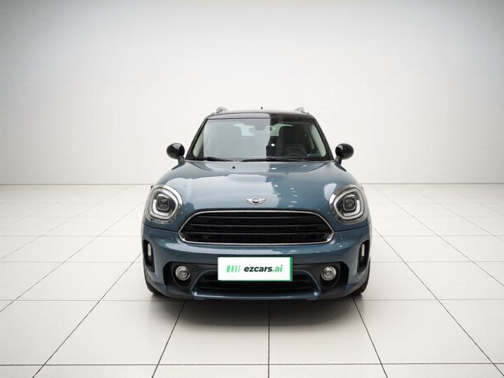 2022 1.5T COOPER photo 2