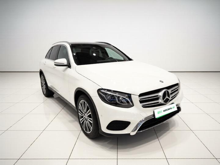 GLC 2017 GLC 200 4MATIC photo 3
