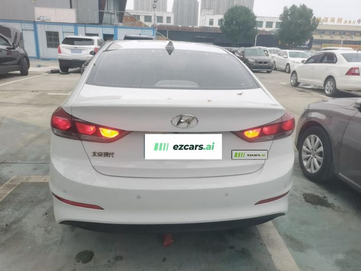 Elantra 2016 1.6L AT Smart Elite photo 5