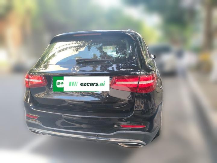 GLC 2018 GLC 260 4MATIC Dynamic photo 3