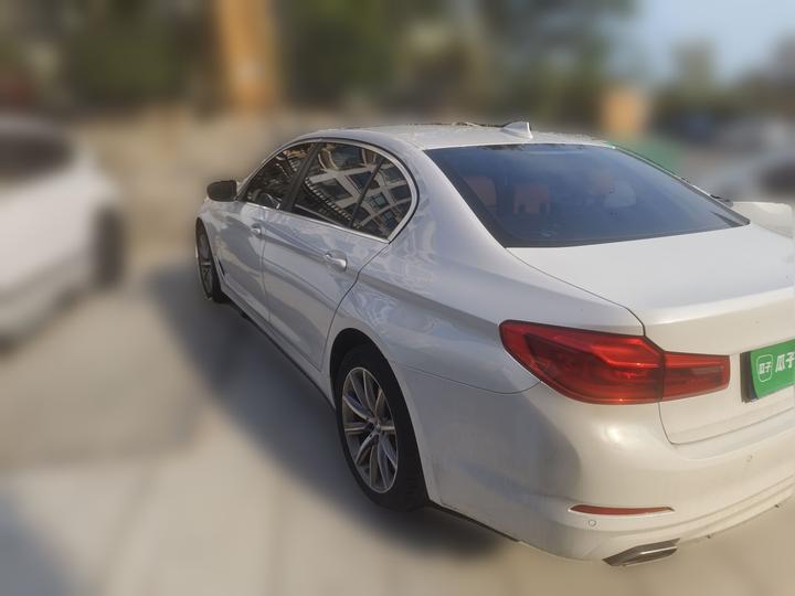 5 Series 2018 528Li Special photo 4