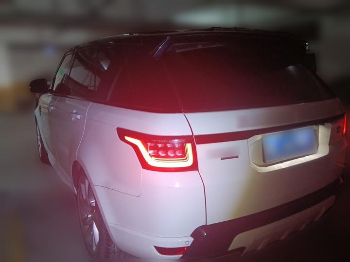 Range Rover Sport 2018 3.0 SC V6 HSE DYNAMIC photo 4