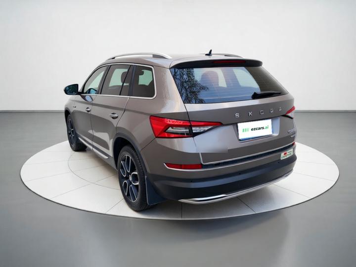 Kodiaq 2019 Facelift TSI330 7-Seater RWD Luxury Preferred China VI photo 4