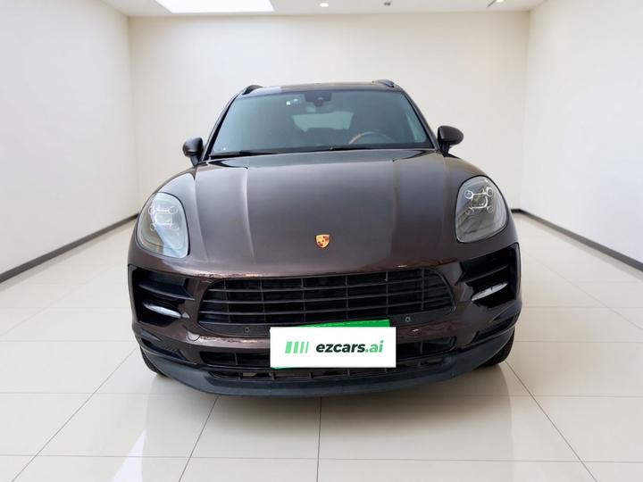 2018 Macan 2.0T photo 2