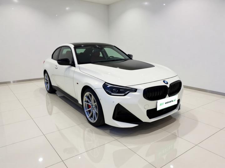 2 Series Imported 2022 225i M Sport Night Package photo 3