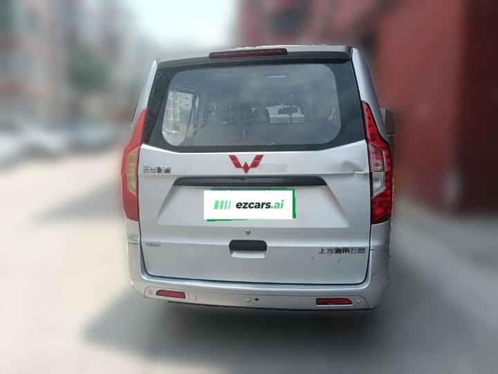 Wuling 2015 1.5L Comfort L3C photo 5