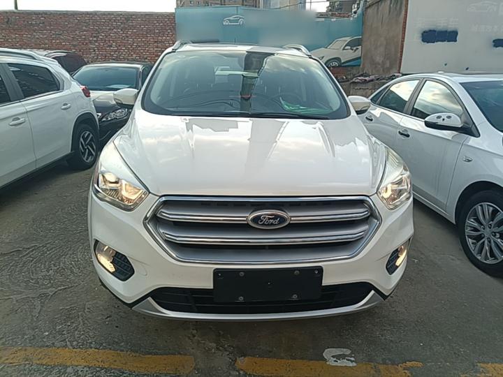 Kuga 2018 Facelift EcoBoost 180 RWD photo 2