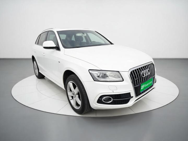 Q5 2017 Plus 40 TFSI Progressive photo 3