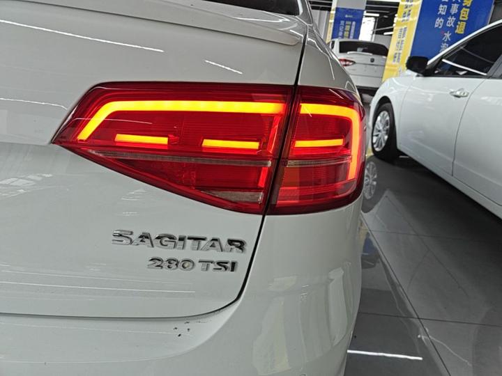 Sagitar 2018 280TSI DSG photo 7