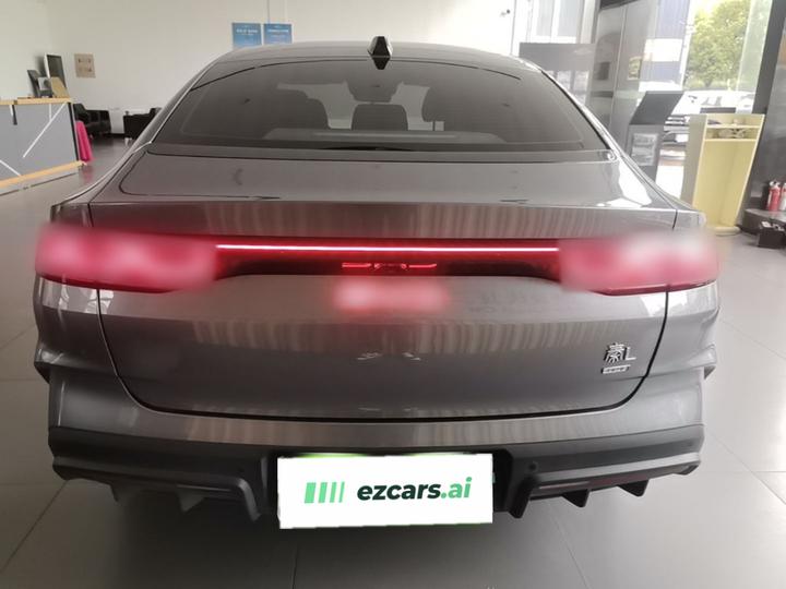 Qin L 2025 DM-i ADAS 120KM photo 3